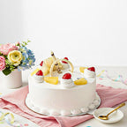 Dreamy Hues & Pineapple Cake